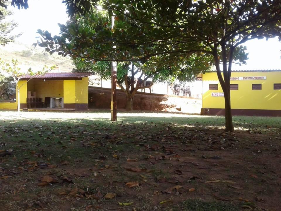 Arrelaros Pousada Bueno Brandao Exterior photo